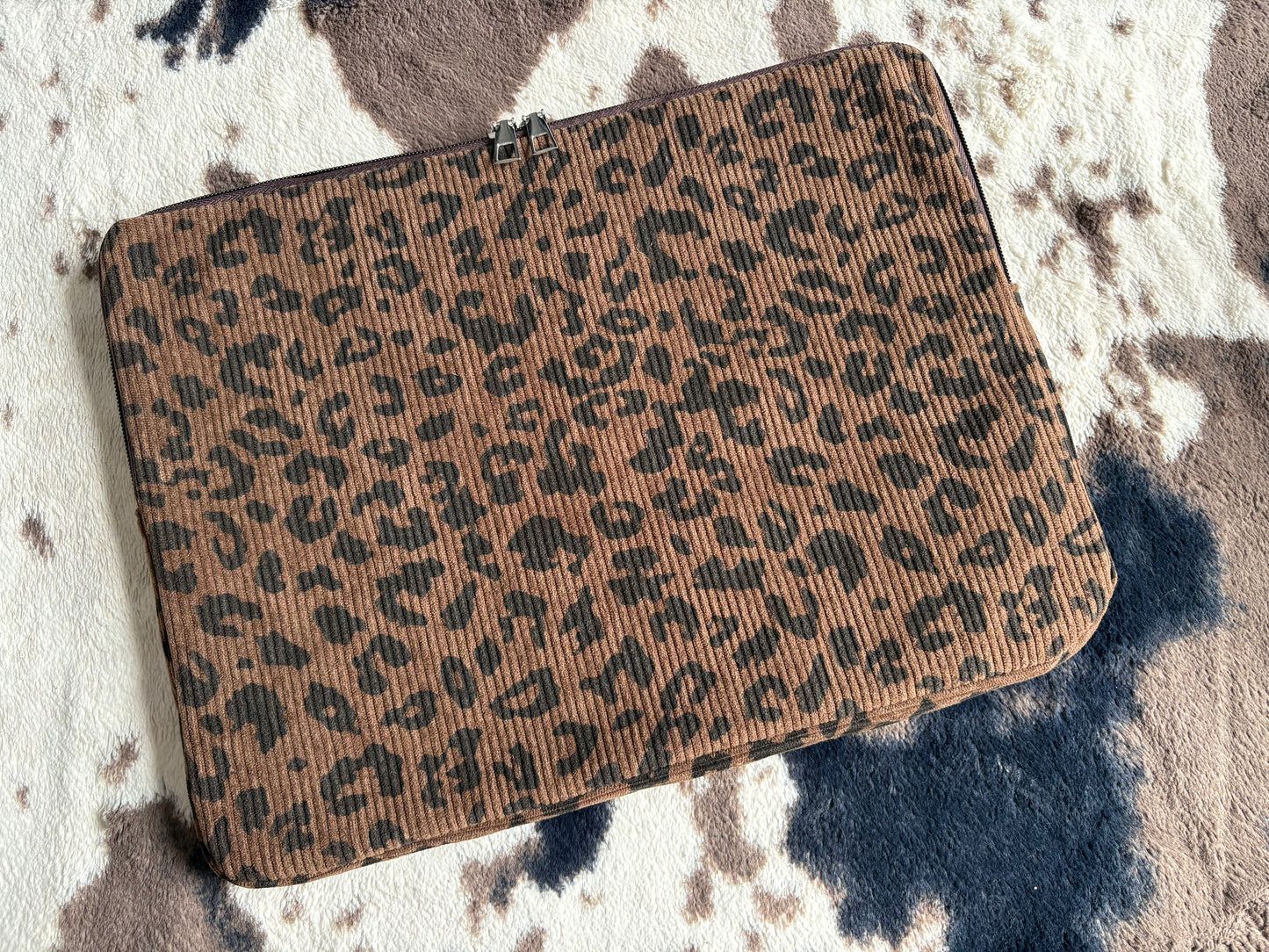 IPAD & LAPTOP SLEEVES