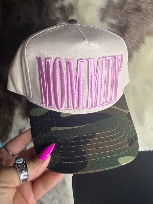 MOMMIN' Canvas Hat