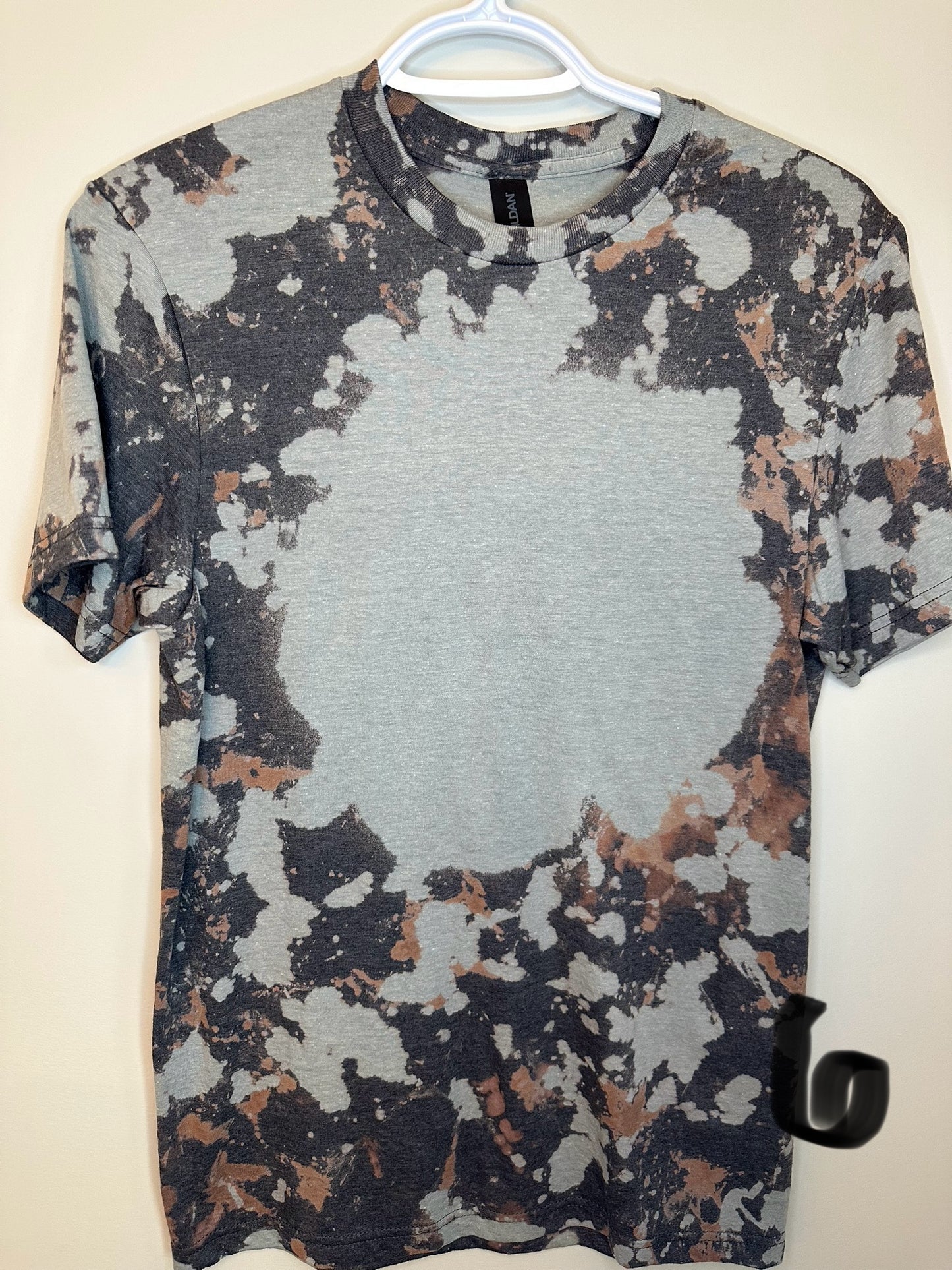 SMALL BLEACHED SHIRTS